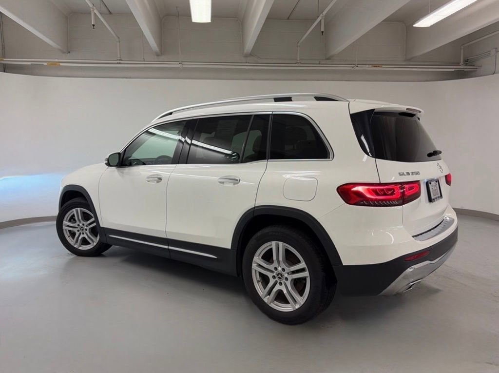 Certified 2022 Mercedes-Benz GLB 250 4MATIC image 7