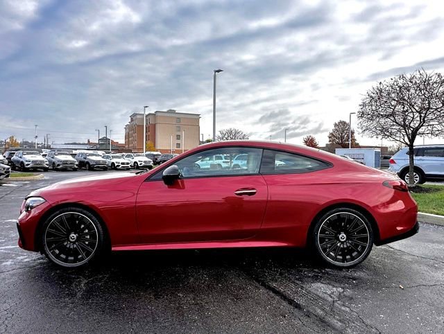 Used 2025 Mercedes-Benz CLE 300 4MATIC Coupe image 6