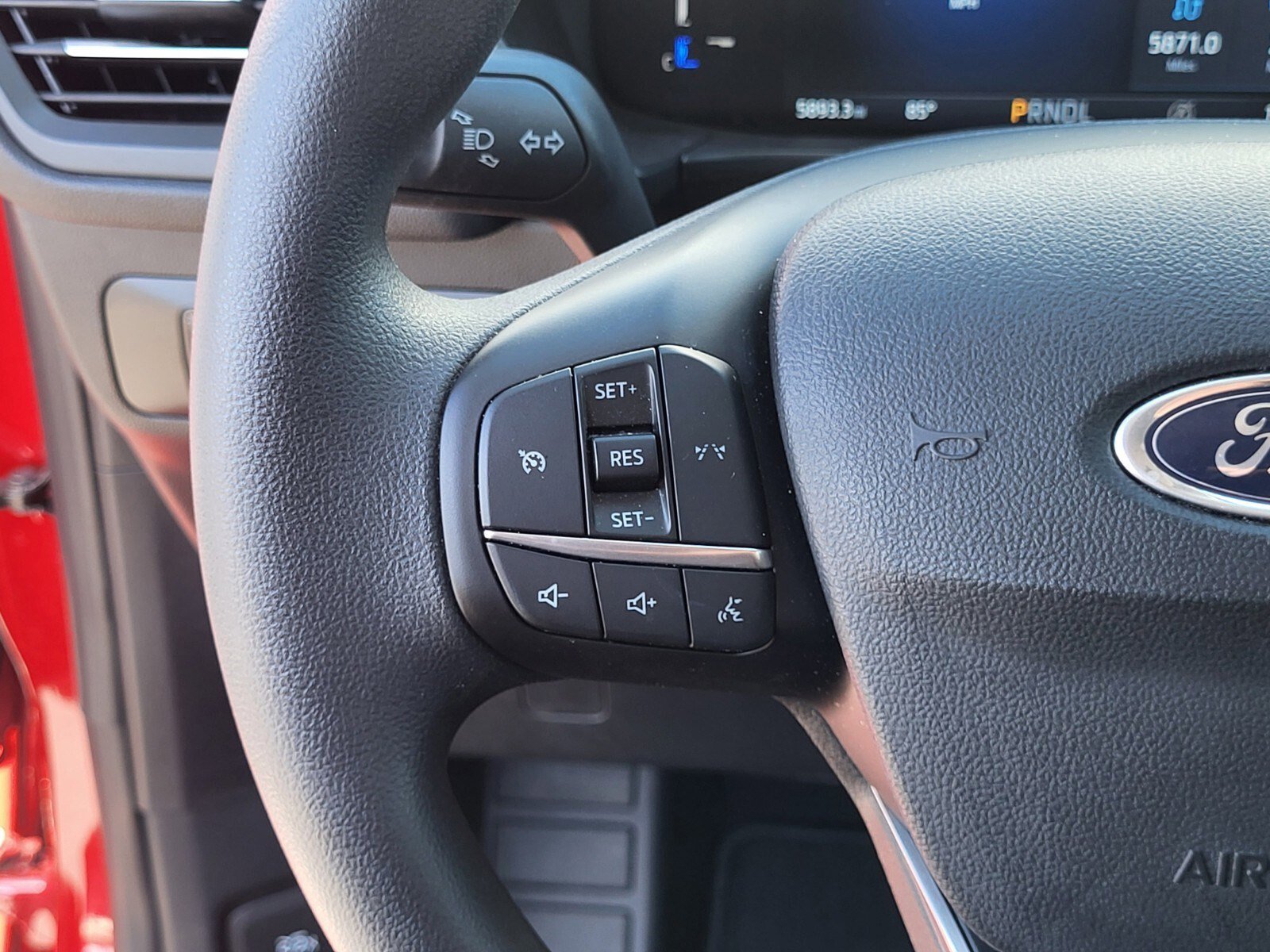 Certified 2025 Ford Escape Active image 27