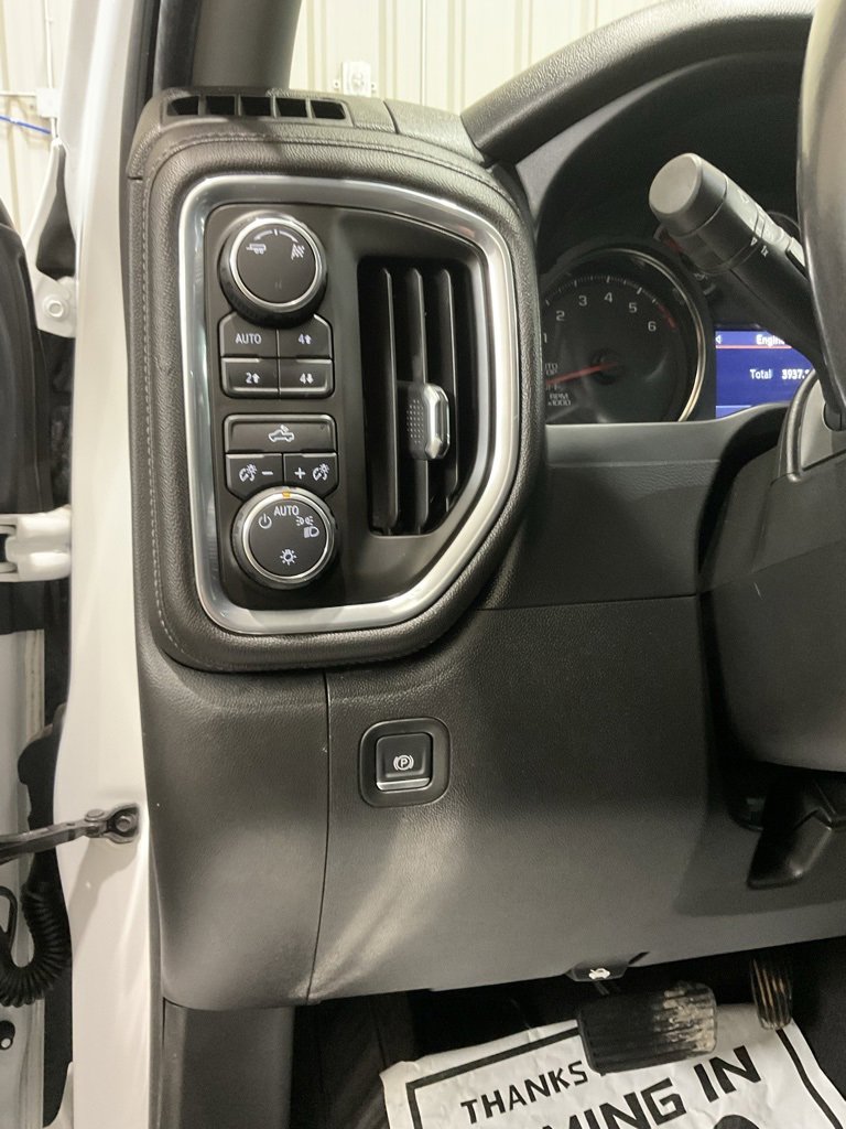 Used 2019 Chevrolet Silverado 1500 LT w/ Texas Edition image 8