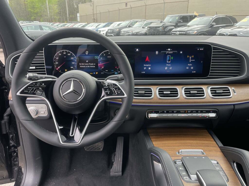 New 2026 Mercedes-Benz GLE 350 4MATIC image 2