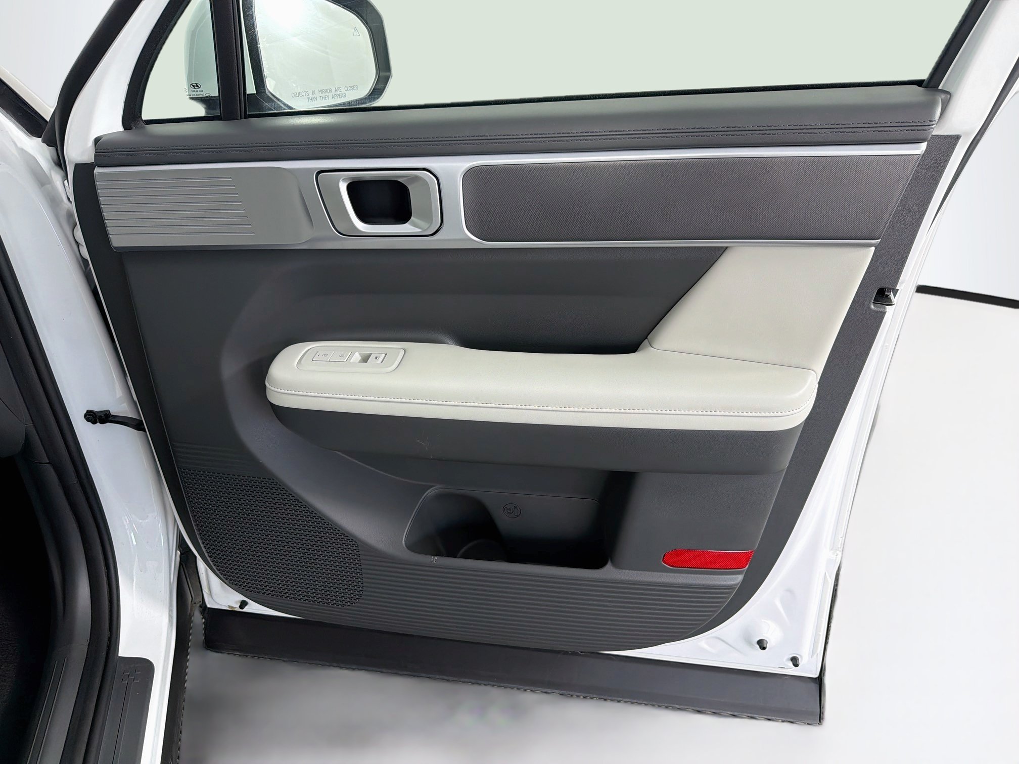 Used 2026 Hyundai Santa Fe SEL FWD image 35