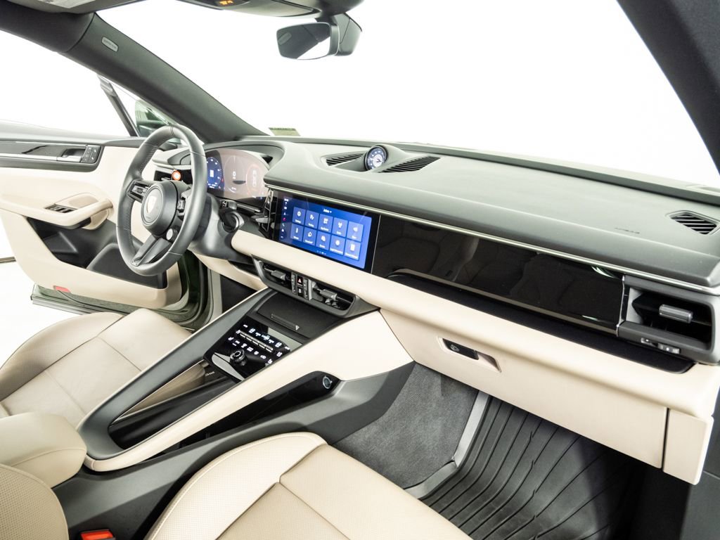 Certified 2024 Porsche Macan 4 Electric AWD/4WD image 25
