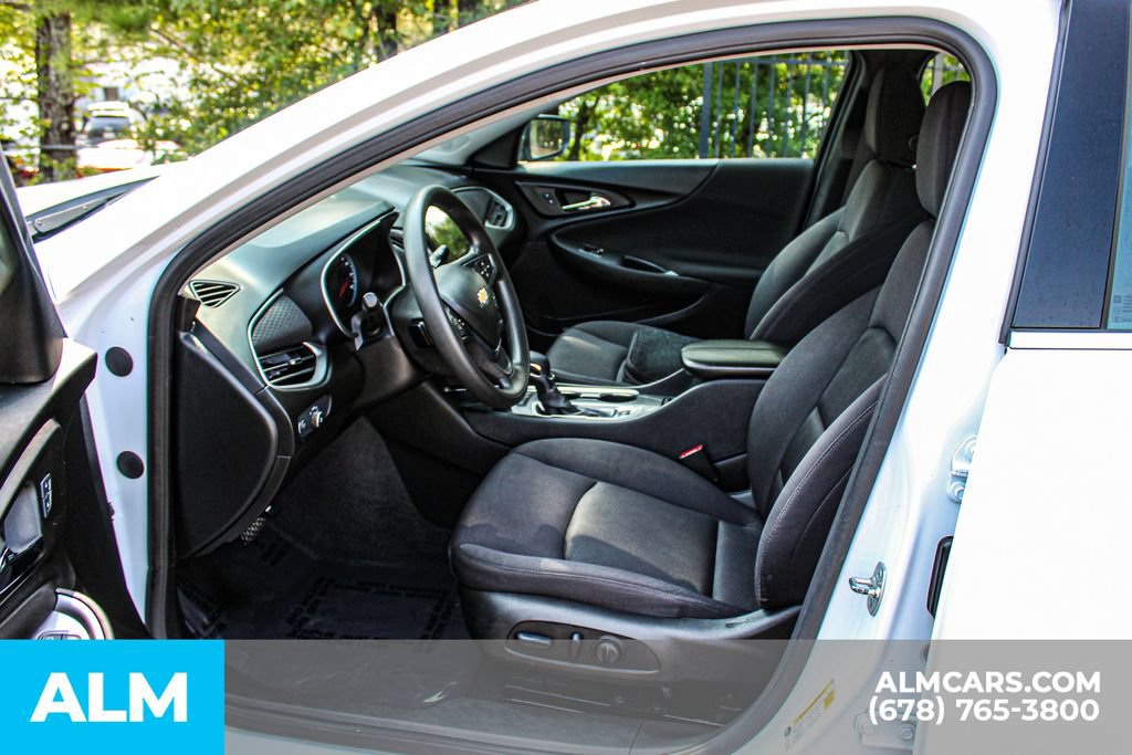 Used 2024 Chevrolet Malibu LT FWD image 16