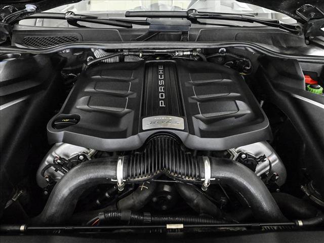 Used 2016 Porsche Cayenne S image 24