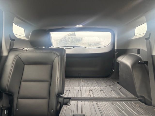 Used 2023 GMC Terrain SLT w/ LPO, Floor Liner Package image 13
