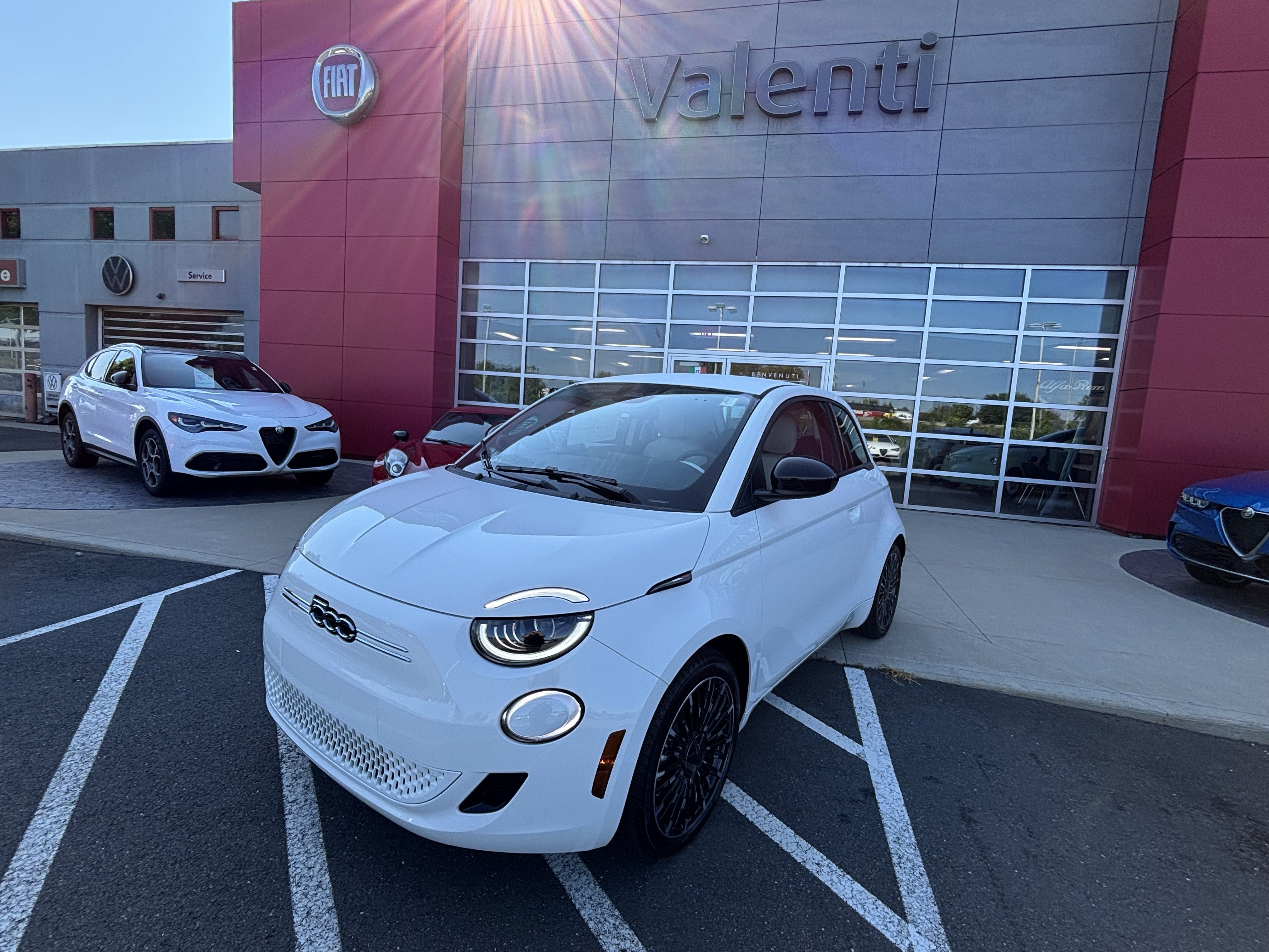 New 2026 FIAT 500 e w/ Comfort Group