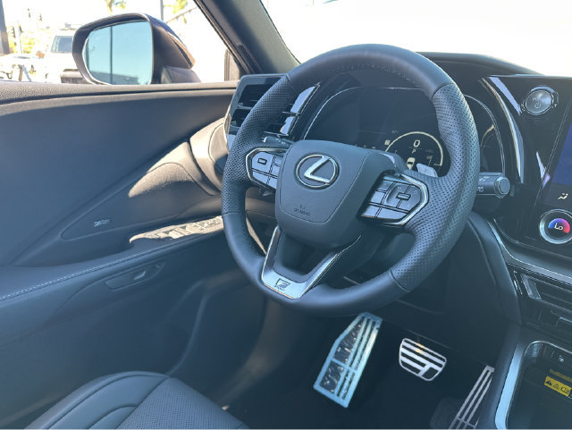 New 2026 Lexus TX 500h AWD w/ Technology Package image 38