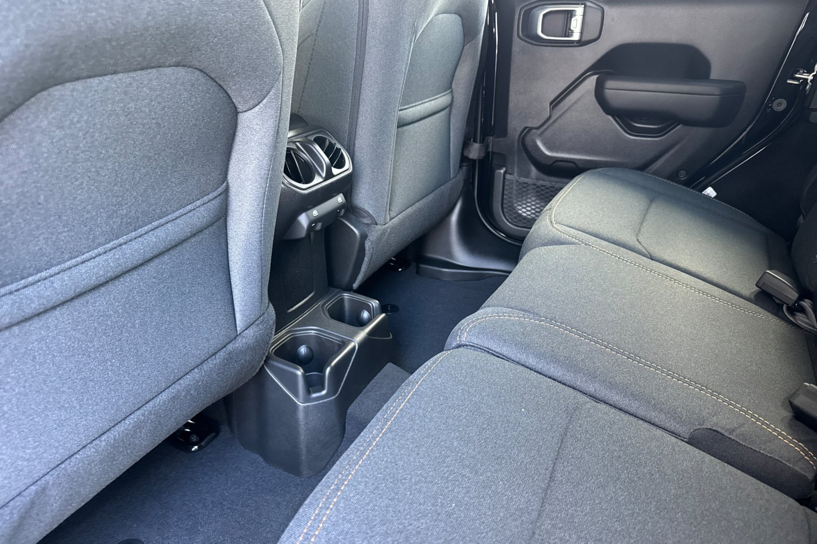 New 2026 Jeep Wrangler Unlimited Sport AWD/4WD image 11