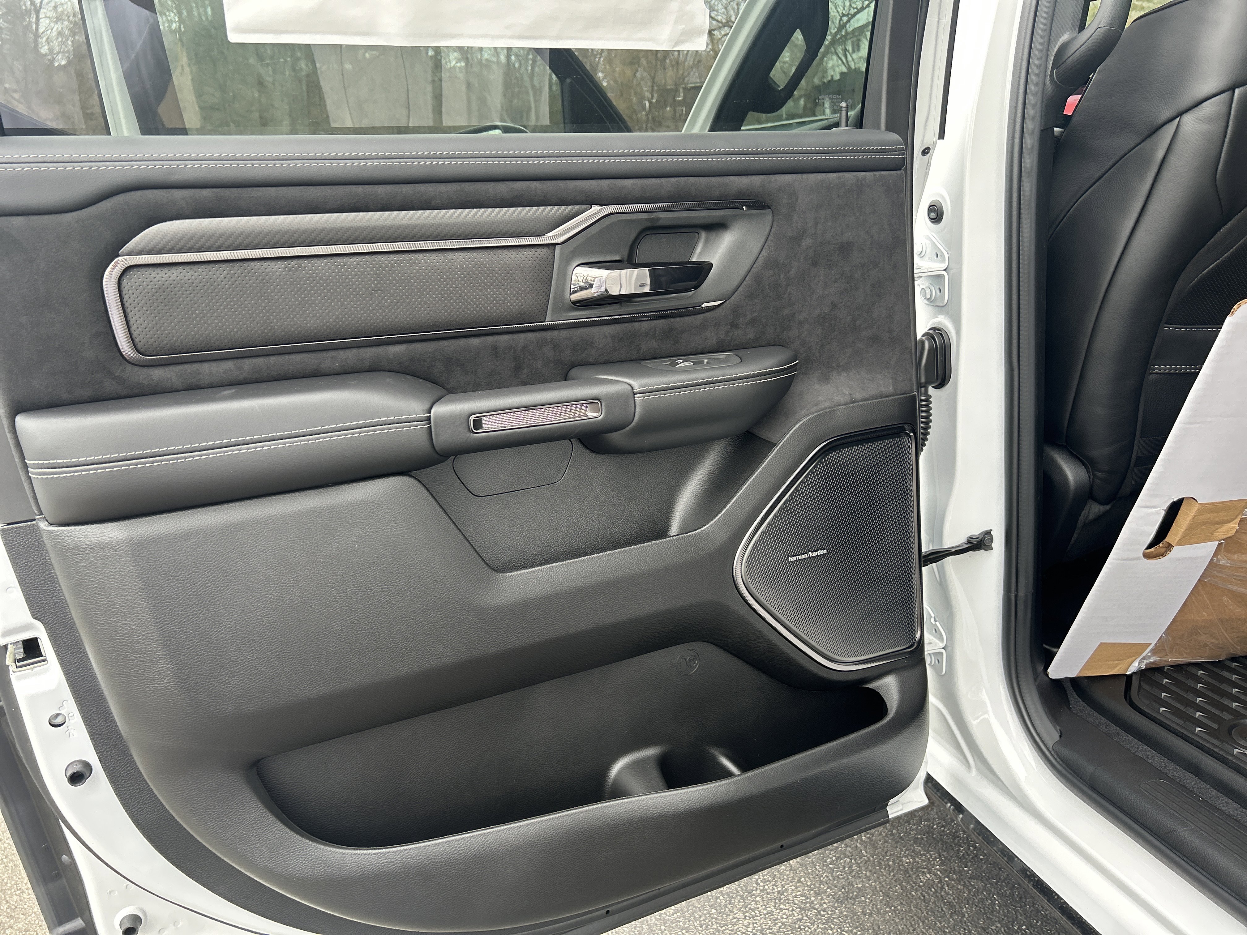 New 2026 RAM 1500 RHO AWD/4WD image 15