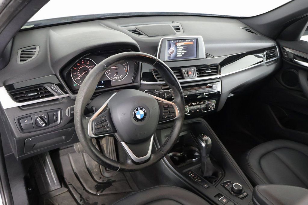 Used 2017 BMW X1 xDrive28i AWD/4WD image 6