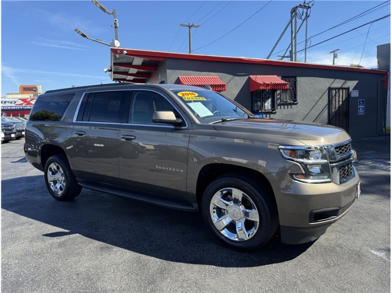 Used 2016 Chevrolet Suburban LT image 52