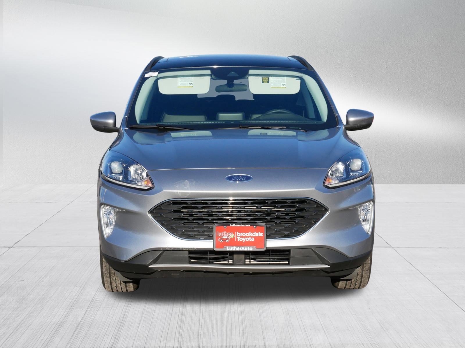 Used 2022 Ford Escape SEL image 2