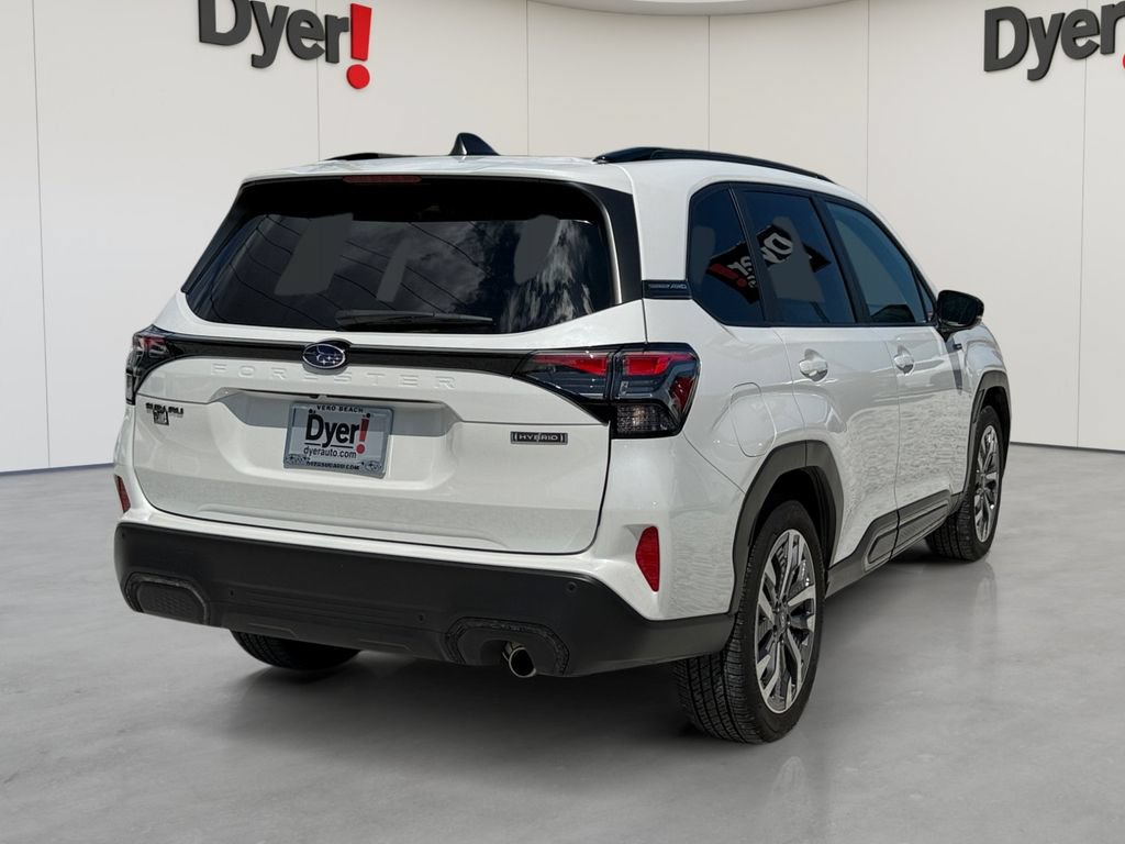 Used 2025 Subaru Forester Touring AWD/4WD image 5