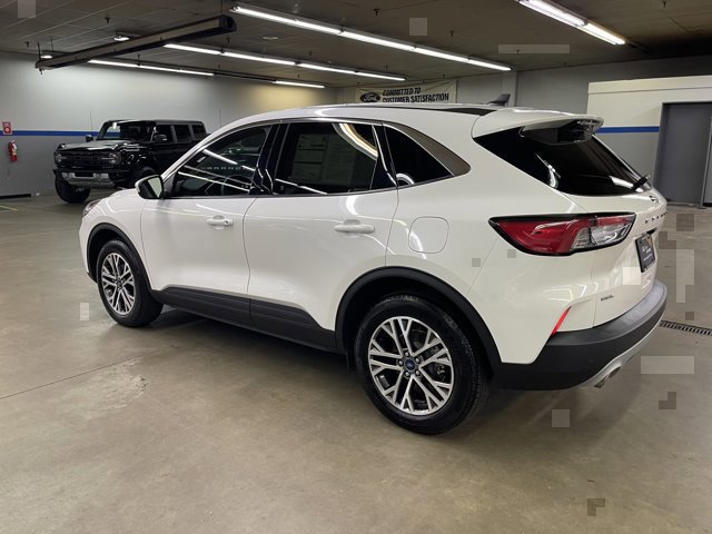 Certified 2022 Ford Escape SEL w/ Technology Package AWD/4WD image 5