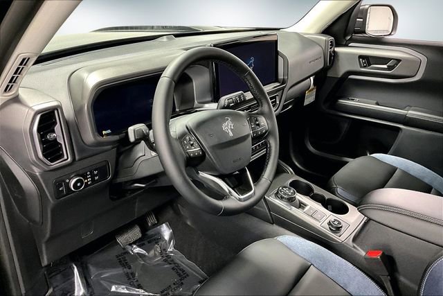 New 2025 Ford Bronco Sport Outer Banks image 7