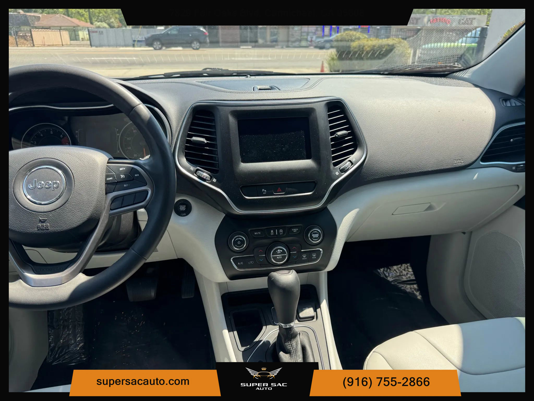 Used 2020 Jeep Cherokee Latitude Plus w/ Comfort/Convenience Group image 22