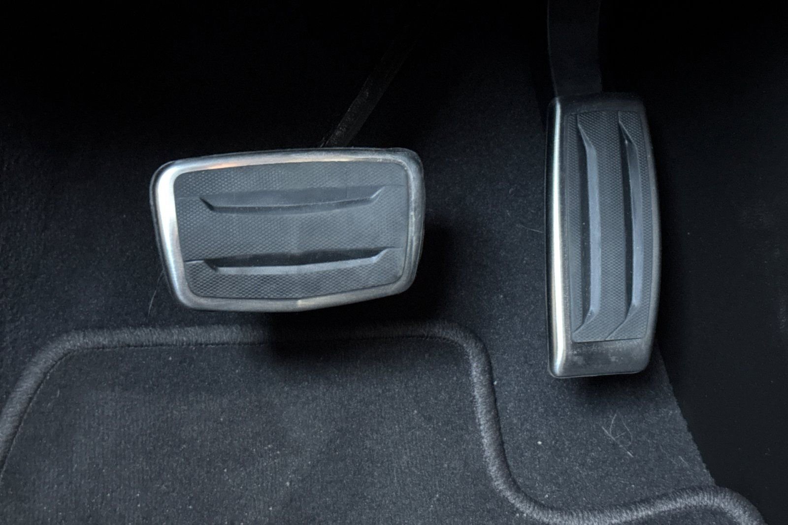 Certified 2025 Cadillac XT6 Sport w/ Technology Package image 42