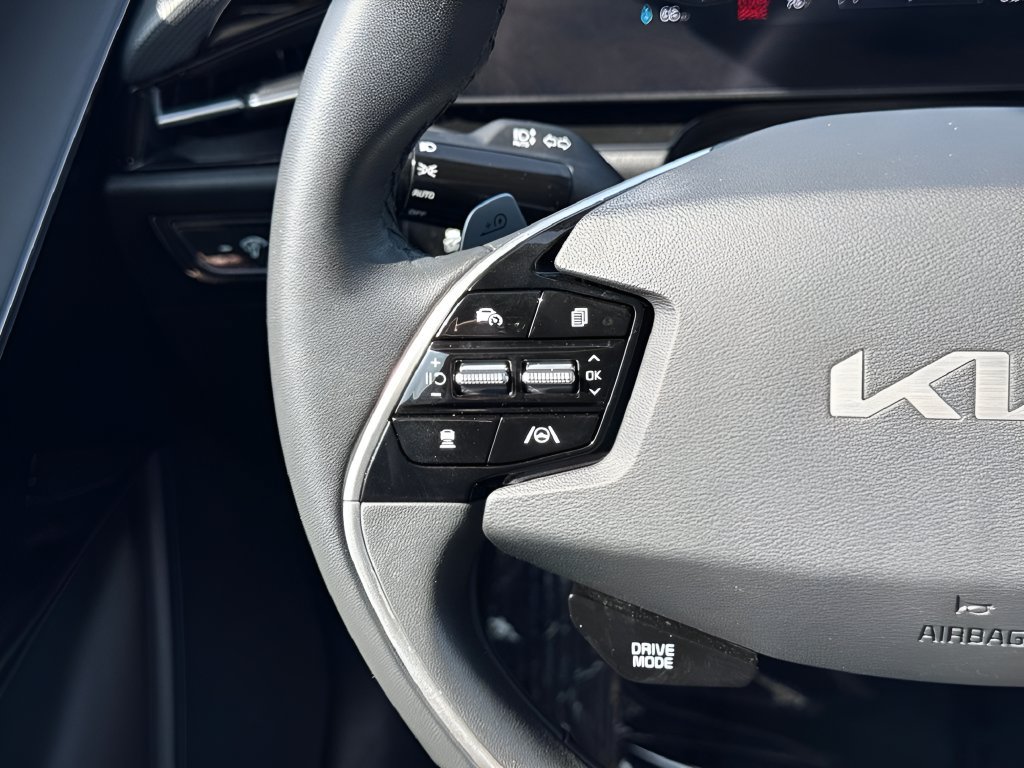 Used 2023 Kia Niro Wind FWD image 13