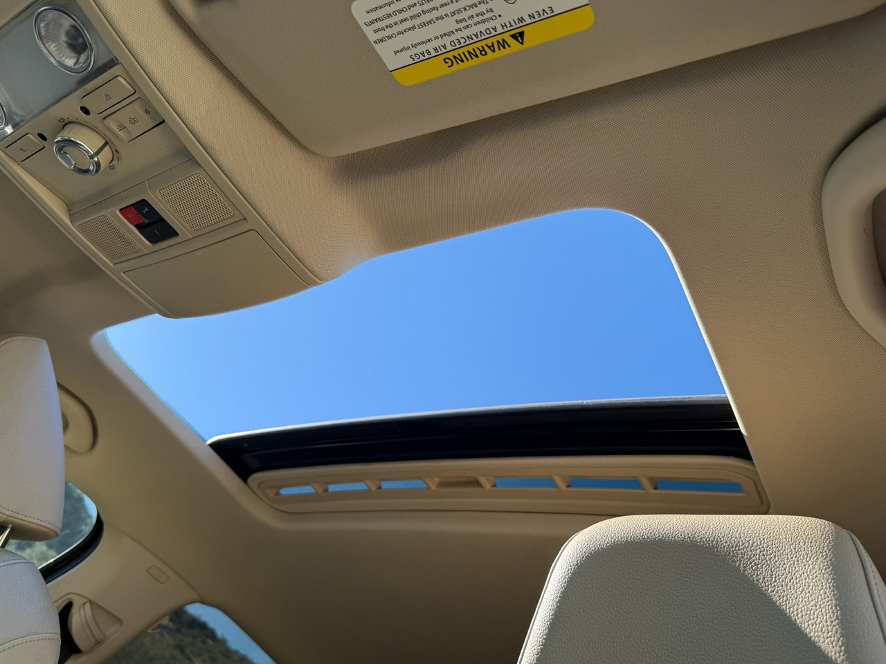 Used 2017 Volkswagen Jetta SE image 16