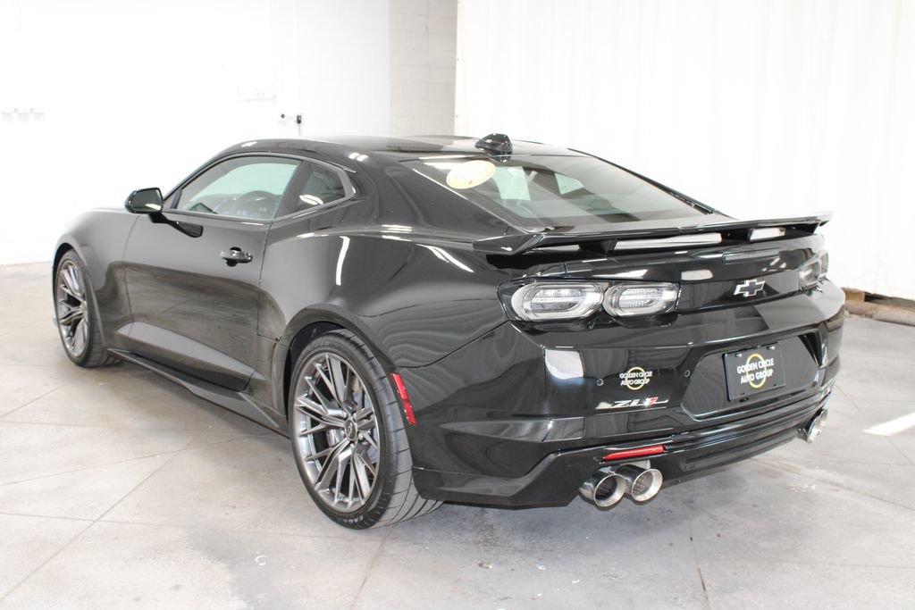 Used 2023 Chevrolet Camaro ZL1 RWD image 7
