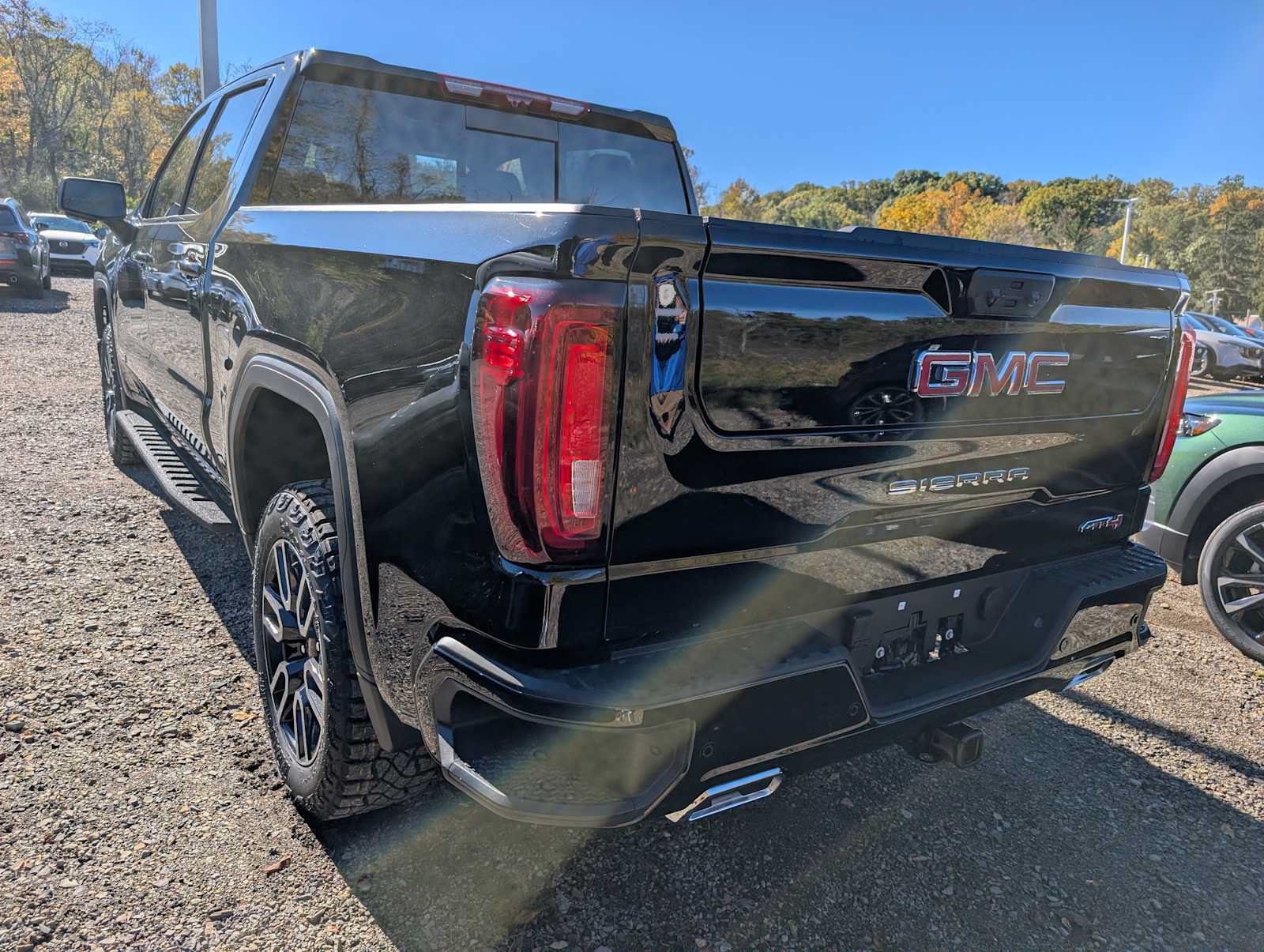 New 2026 GMC Sierra 1500 AT4 w/ AT4 Premium Package AWD/4WD image 10