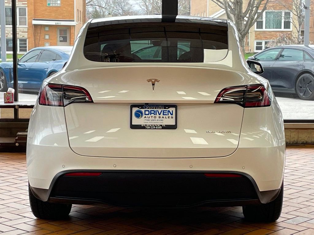 Used 2021 Tesla Model Y Long Range AWD/4WD image 9