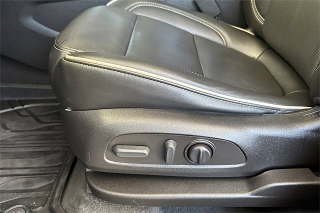 Used 2022 Chevrolet Traverse Premier w/ LPO, Floor Liner Package image 13