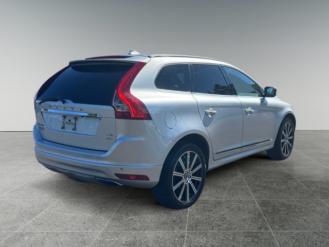 Used 2017 Volvo XC60 T6 Inscription w/ Preferred Option Package AWD/4WD image 5