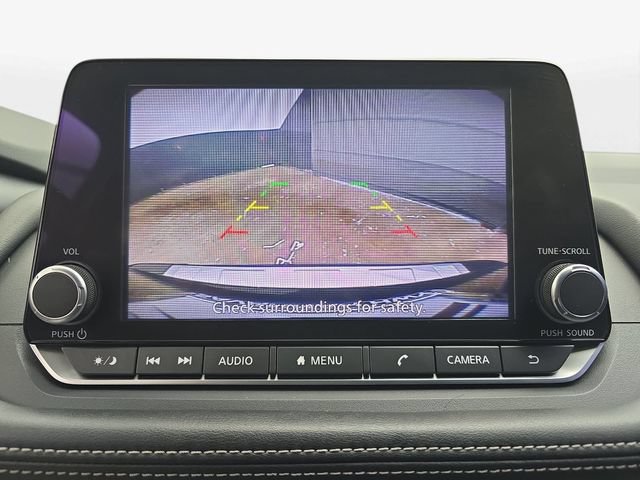 Used 2024 Nissan Rogue SV FWD image 23