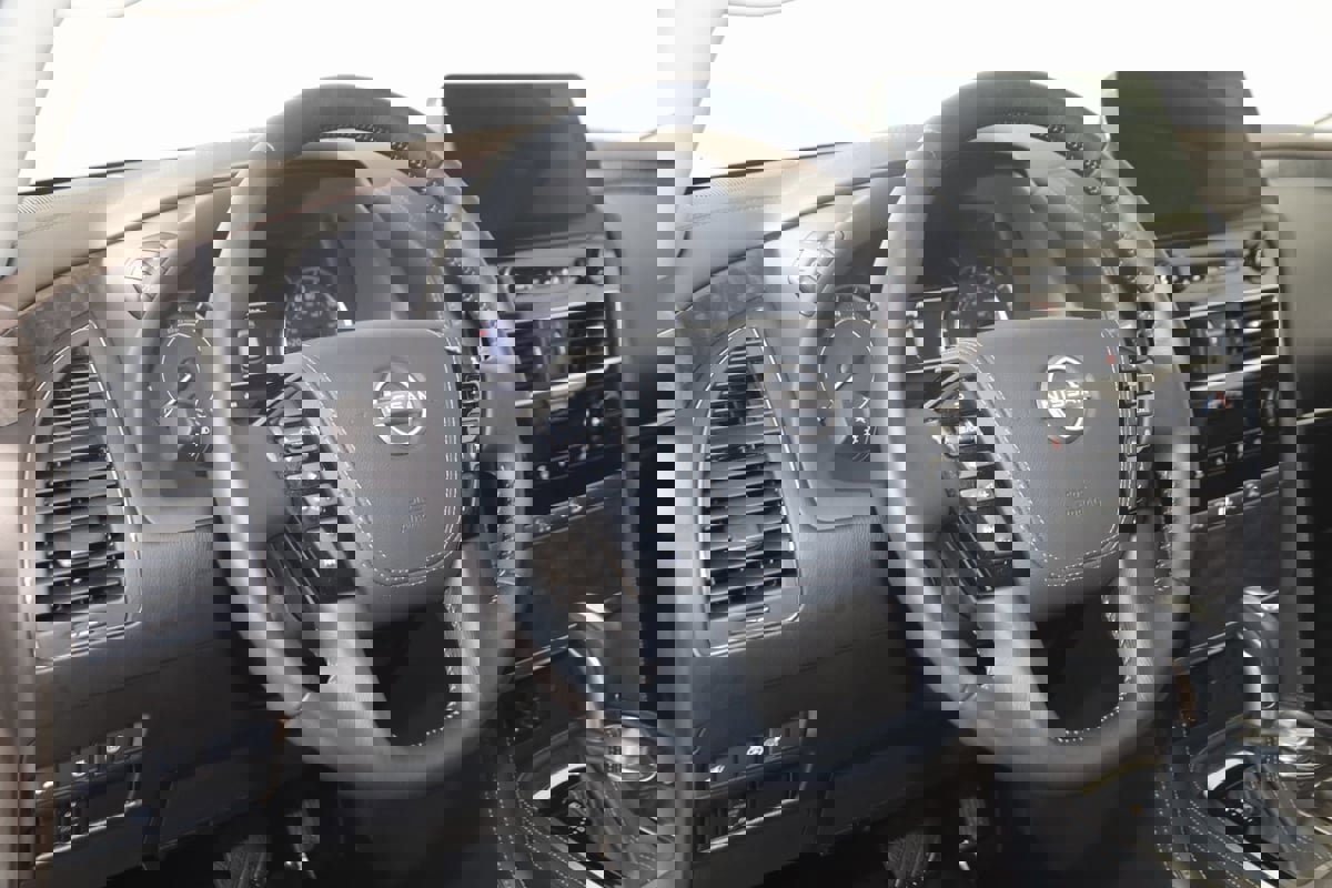 Used 2024 Nissan Armada Platinum w/ Captain's Chairs Package image 6