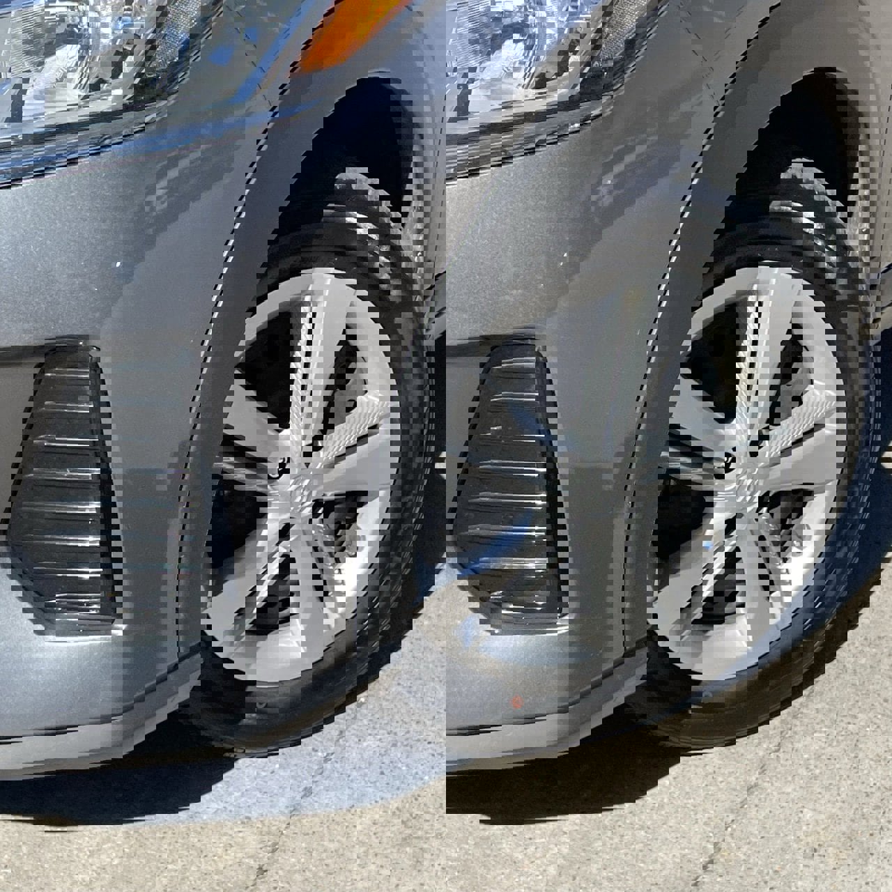 Used 2024 Nissan Kicks S image 8