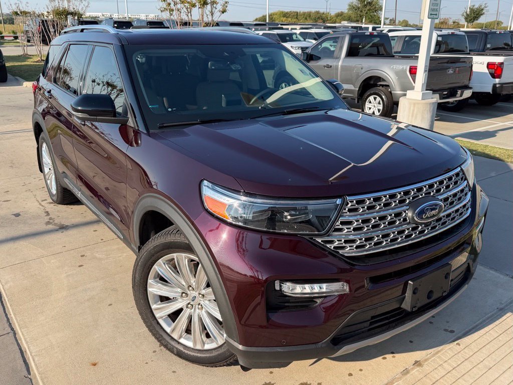 Used 2022 Ford Explorer Limited w/ Limited Technology Package AWD/4WD image 3