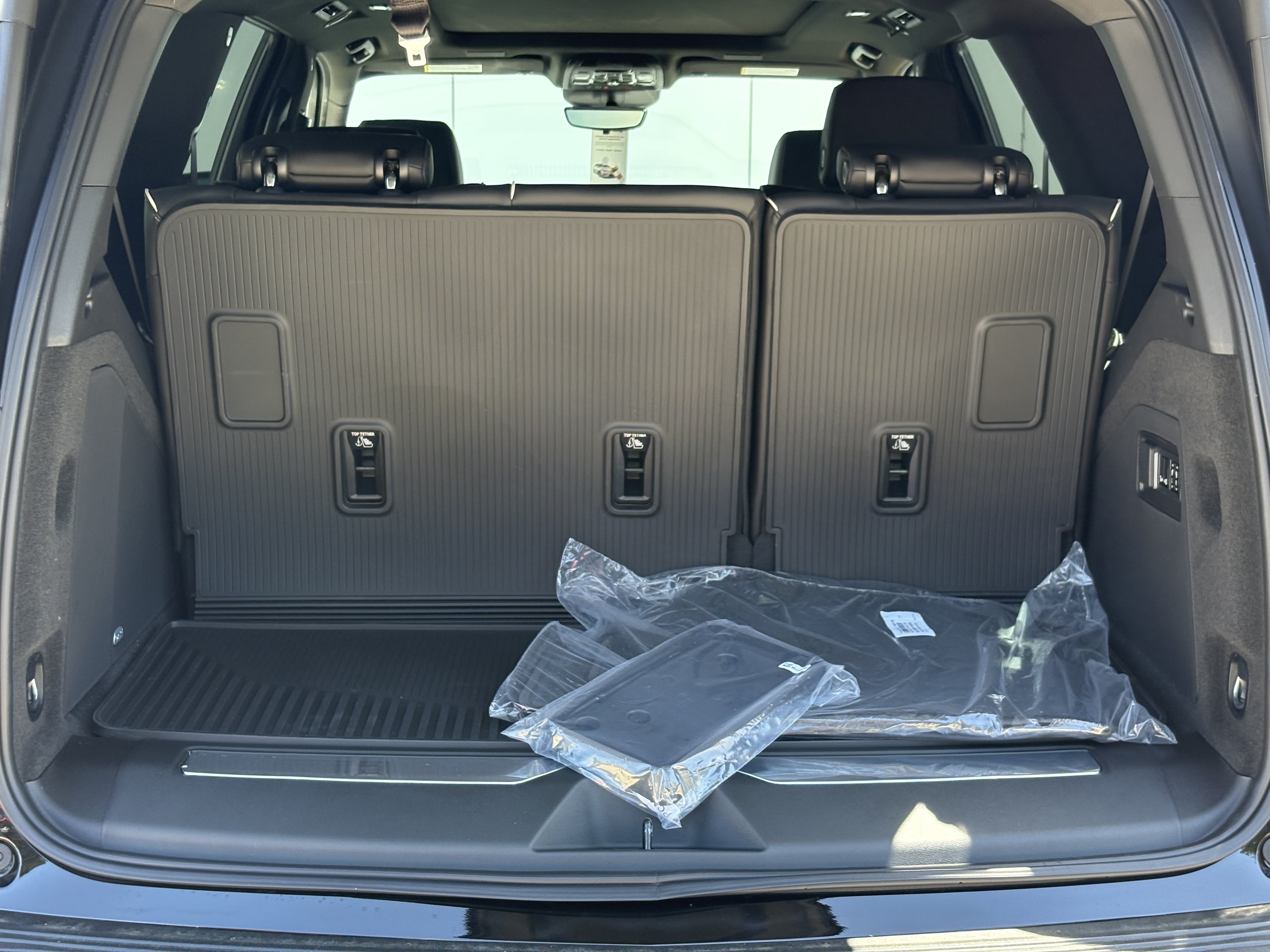 New 2026 Cadillac Escalade Sport w/ Touring Package AWD/4WD image 9