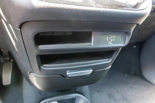 New 2027 Chrysler Pacifica Select FWD image 24