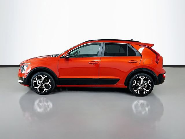 Certified 2023 Kia Niro EX Touring image 4