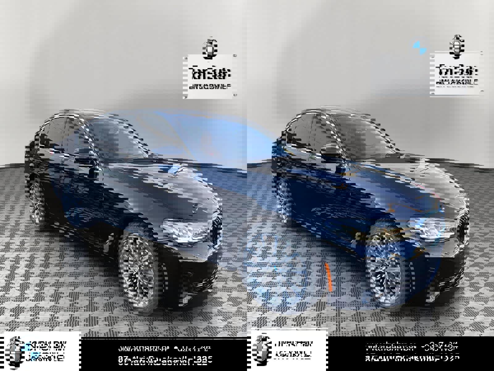 Certified 2023 BMW 530i w/ Convenience Package