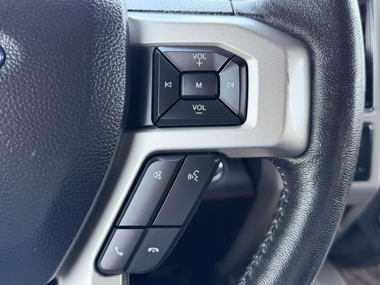 Used 2019 Ford F250 Lariat w/ Lariat Ultimate Package AWD/4WD image 19