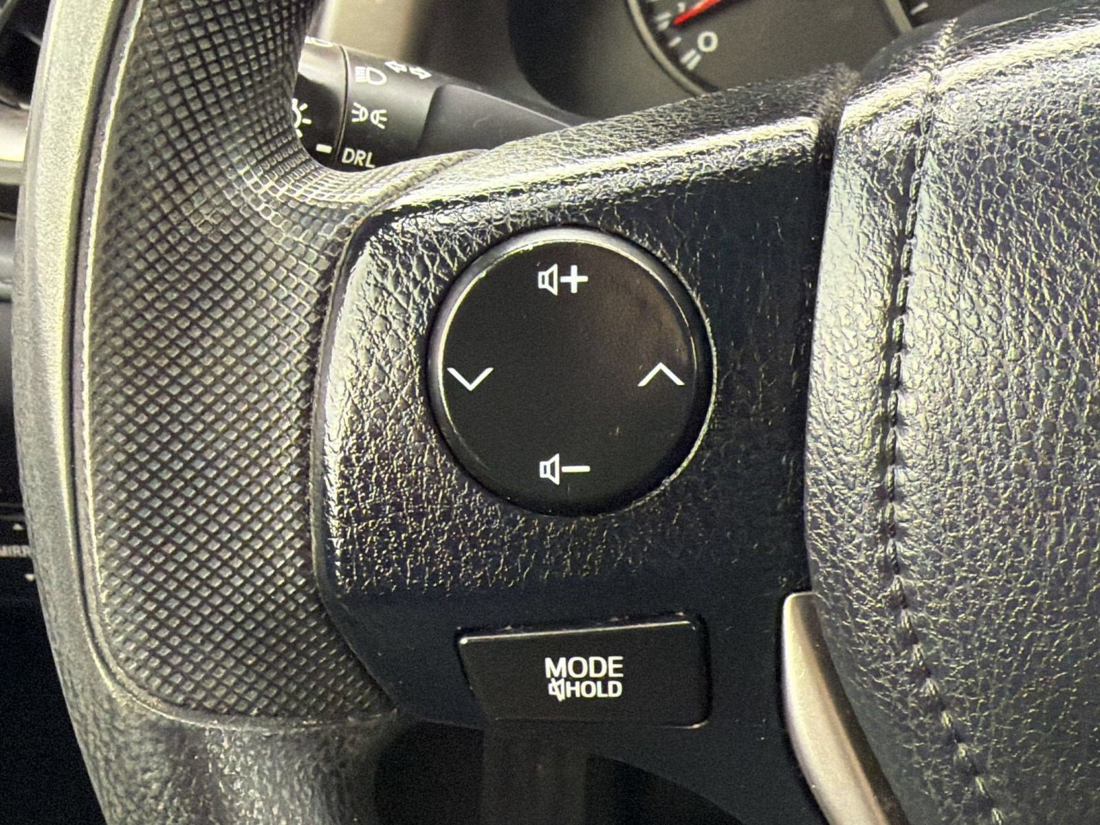 Used 2016 Toyota RAV4 LE FWD image 17