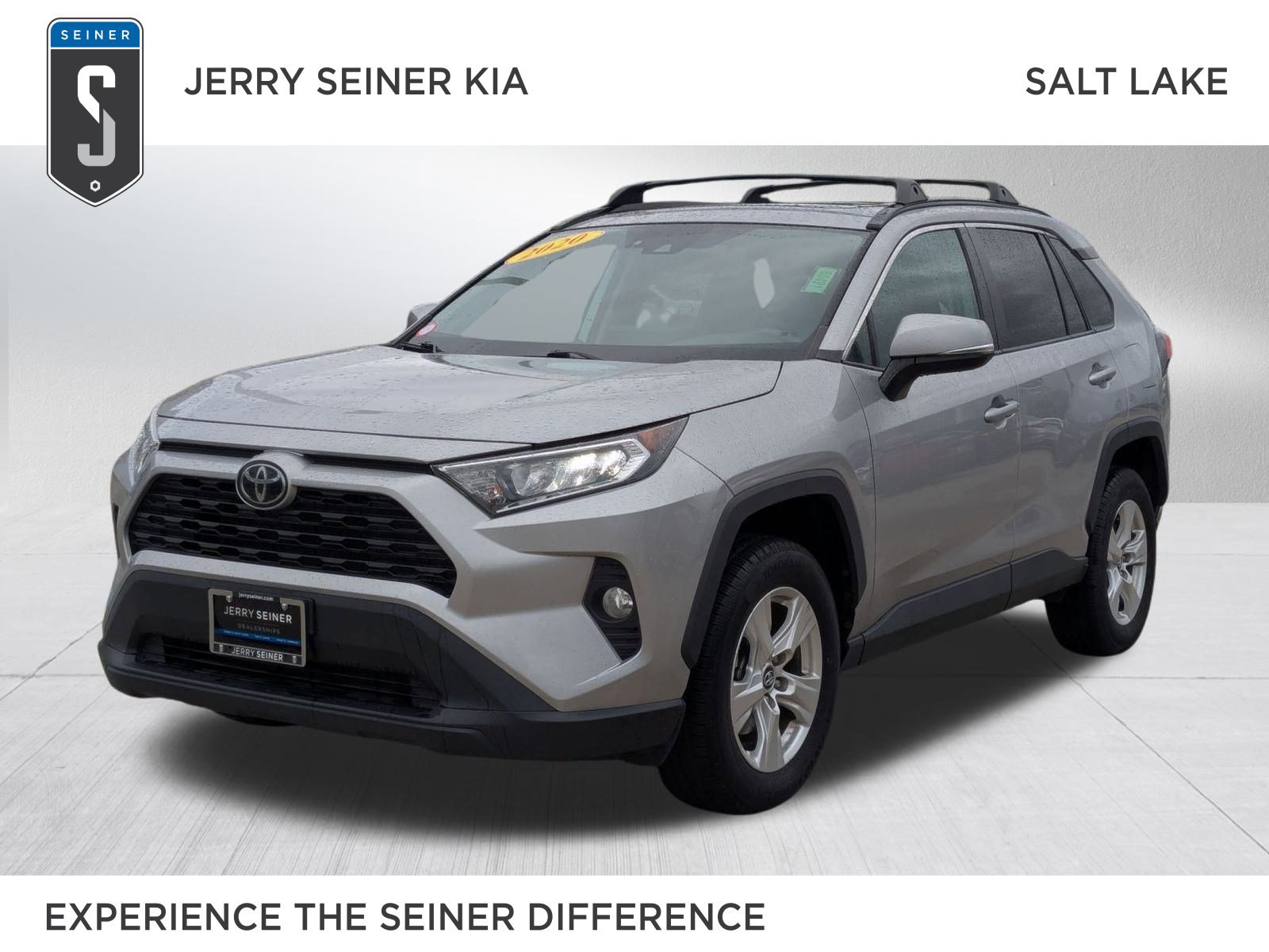 Used 2020 Toyota RAV4 XLE image 1