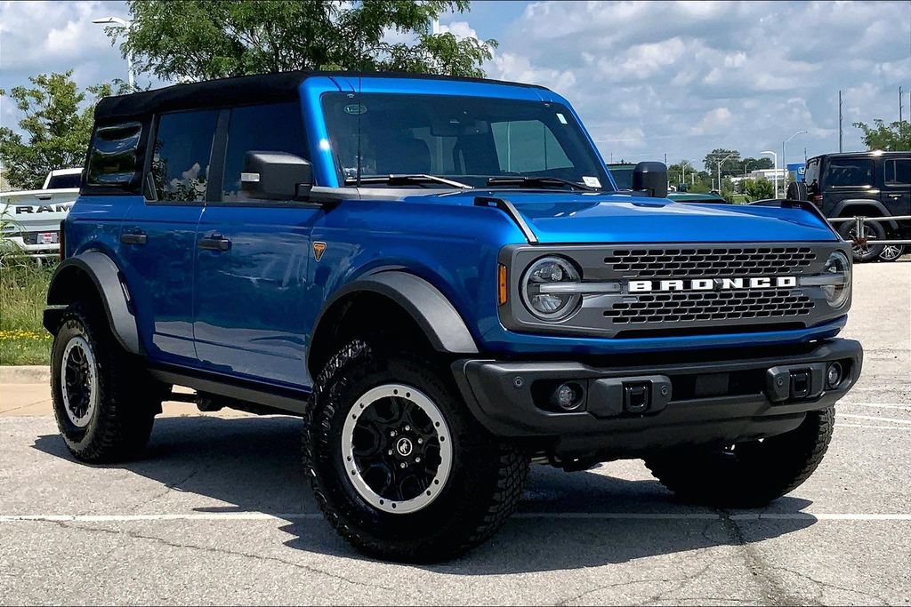 Used 2023 Ford Bronco Badlands AWD/4WD image 30
