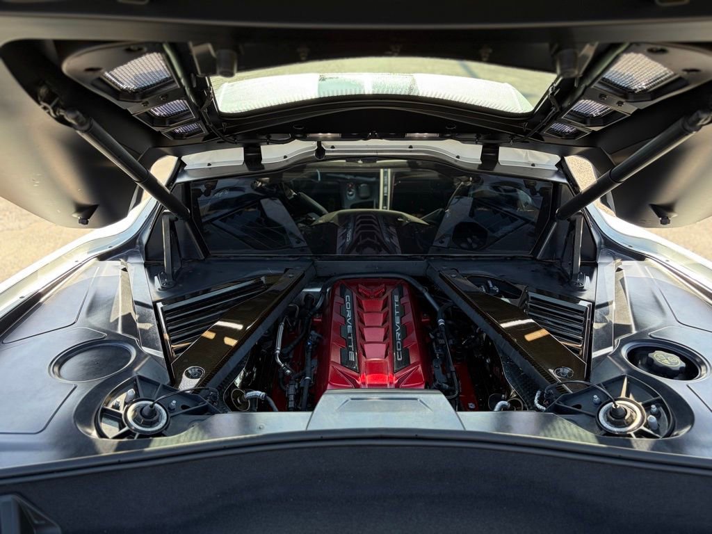 Used 2021 Chevrolet Corvette Stingray Premium Cpe w/ Z51 Performance Package image 5