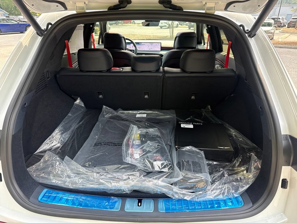 New 2027 Genesis GV70 3.5T Prestige AWD/4WD image 26
