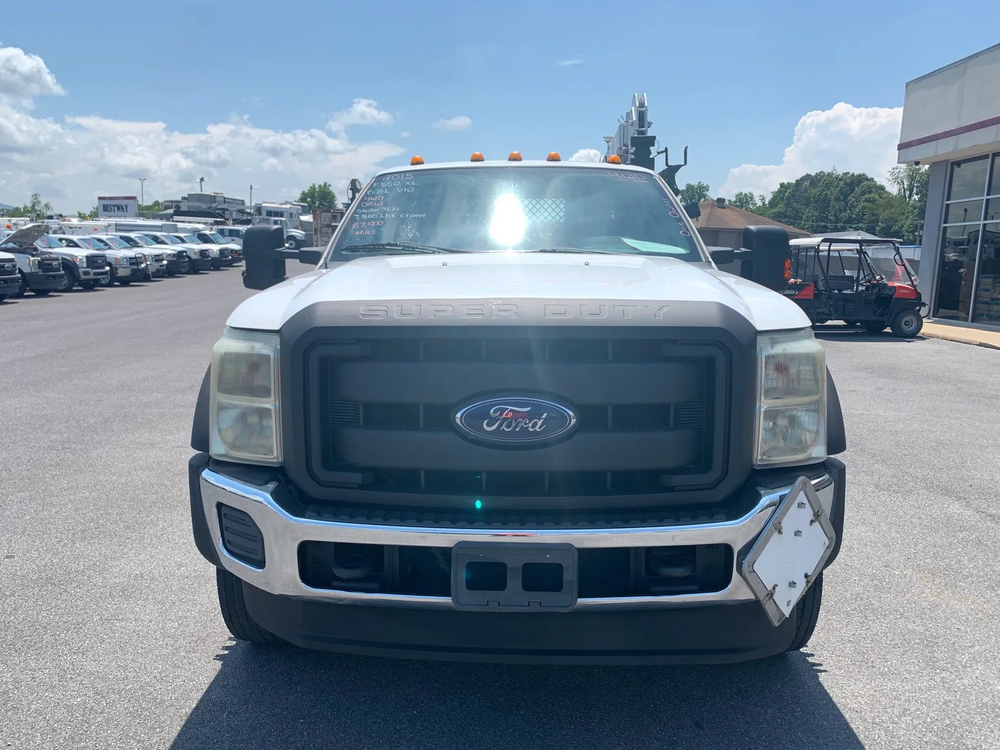 Used 2015 Ford F550 4x4 Regular Cab Super Duty image 2