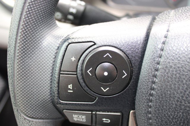 Used 2015 Toyota RAV4 LE FWD image 23