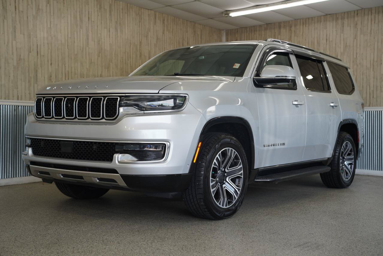 Used 2022 Jeep Wagoneer Series III w/ Convenience Group I AWD/4WD image 4