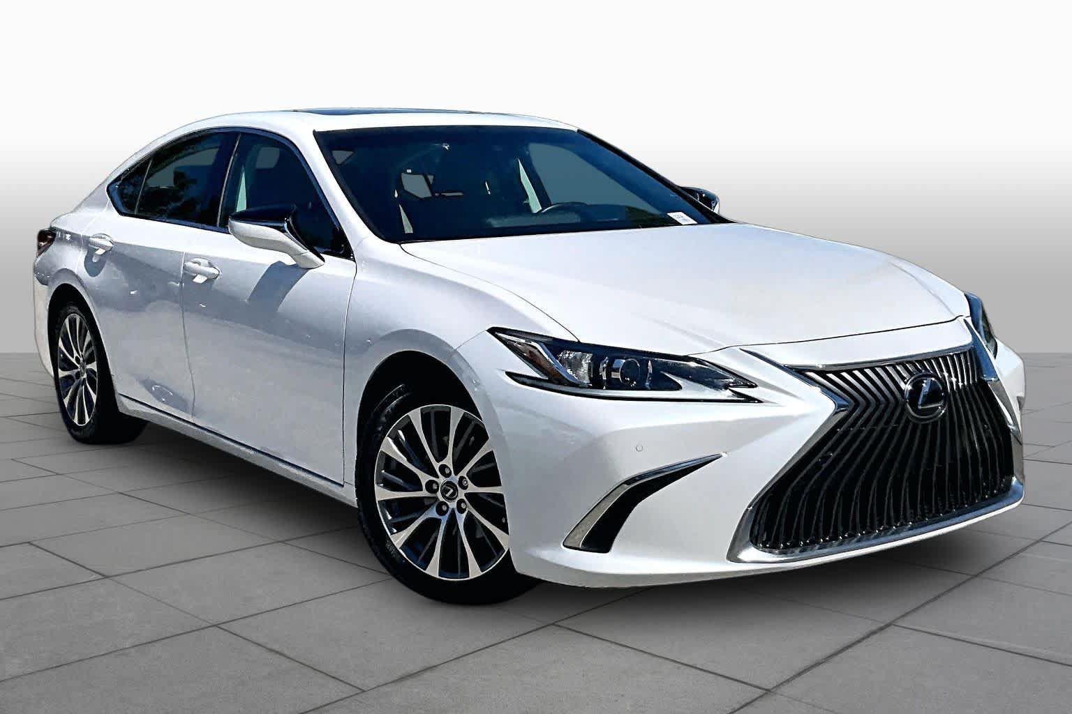 Used 2019 Lexus ES 350 w/ Premium Package FWD image 3