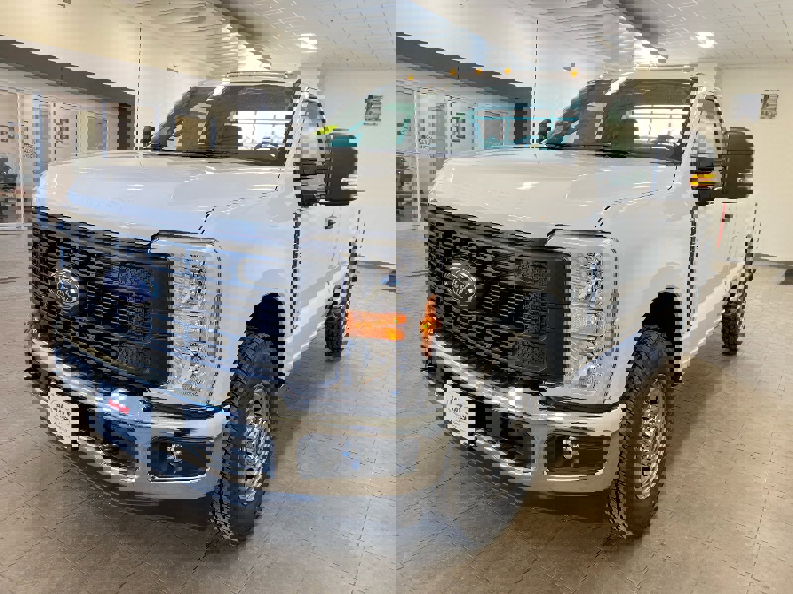 New 2026 Ford F250 XL w/ XL Chrome Package image 4