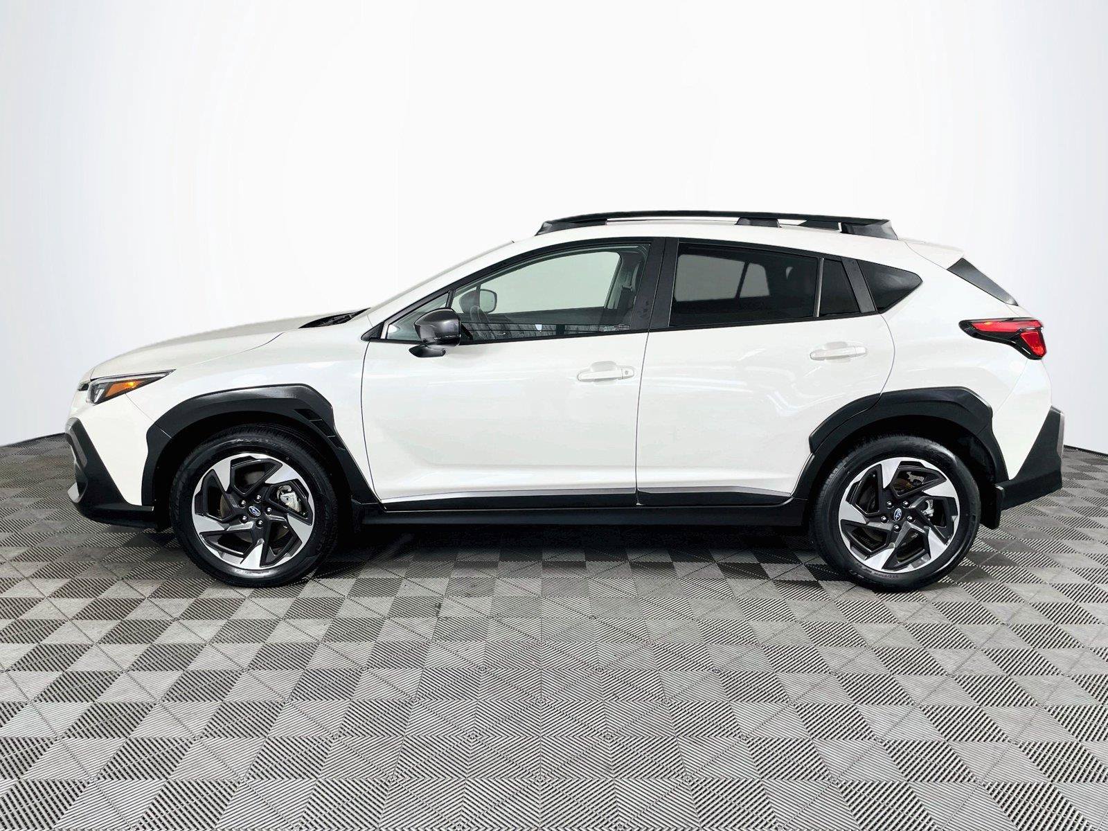 Certified 2025 Subaru Crosstrek 2.5i Limited w/ Crosstrek Mirror Package AWD/4WD image 4