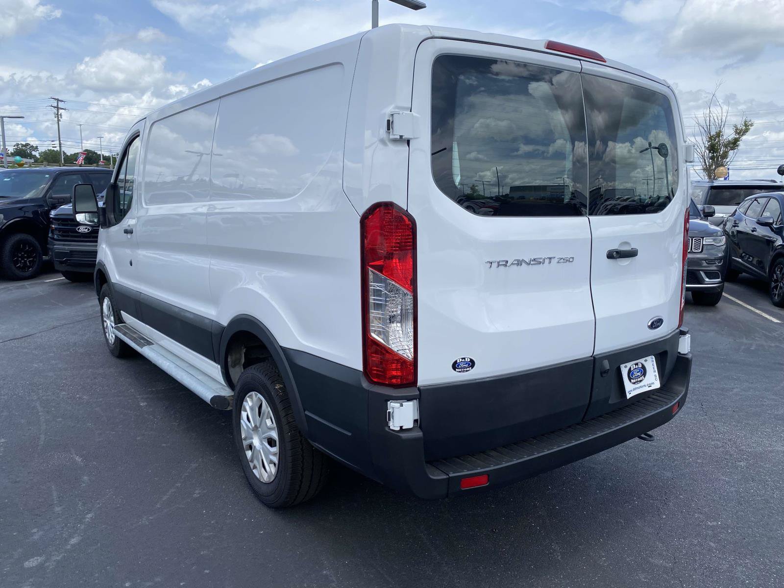 Certified 2025 Ford Transit 250 Low Roof w/ Exterior Upgrade Package RWD image 5